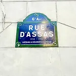 Premium Saint Germain Rue D Assas 6e
